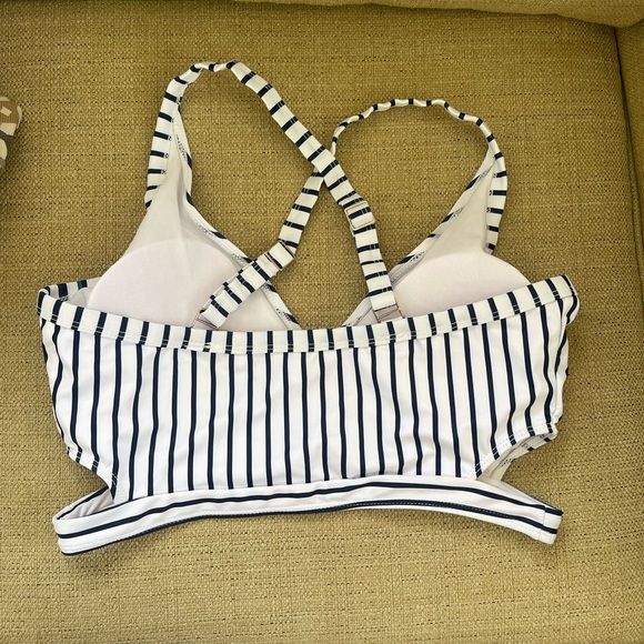 Floral Bikini Set - Picture 3 of 7